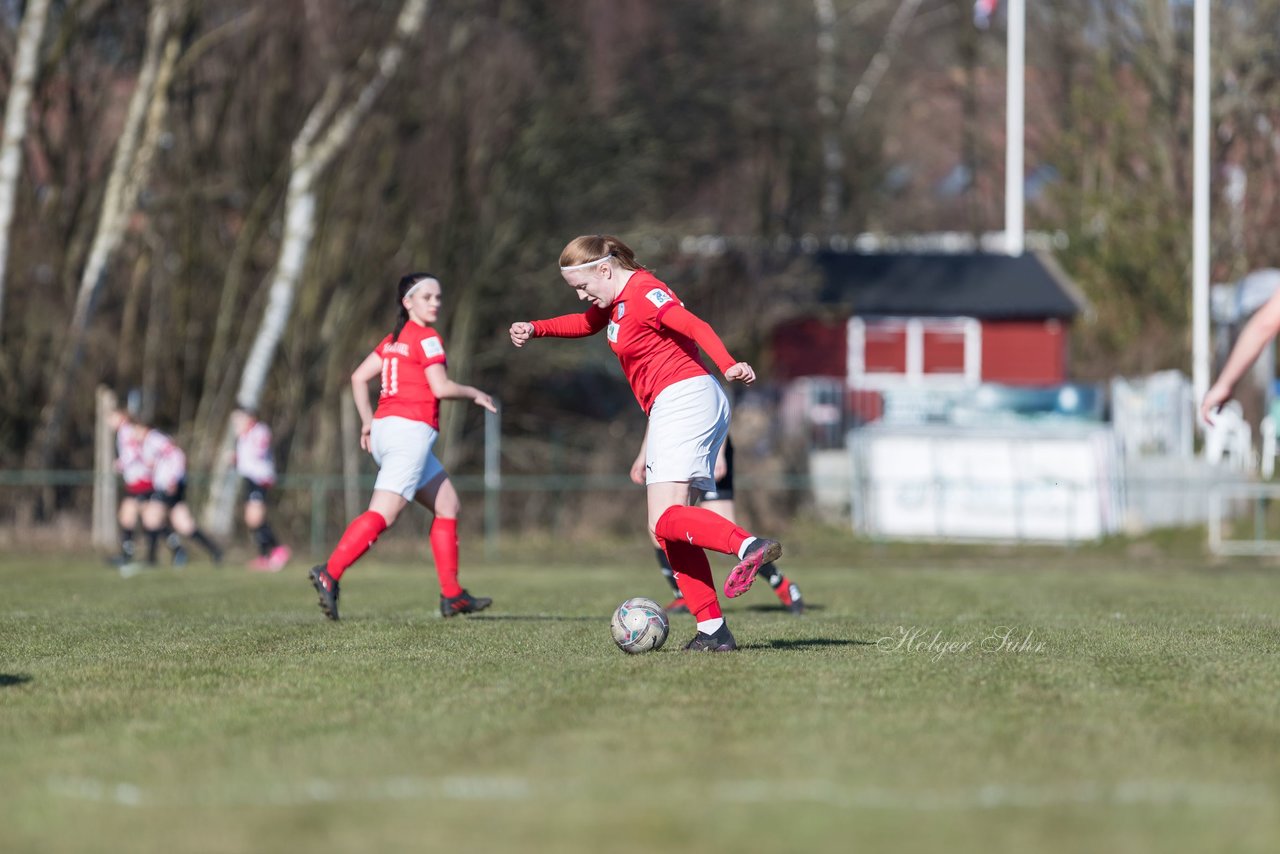 Bild 287 - wBJ Holstein Kiel - Magdeburger FFC : Ergebnis: 2:2